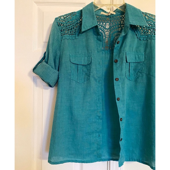 Women's 3/4 Sleeve Button Down Shirt with Lace Knit Shoulders, Size S - Picture 6 of 8